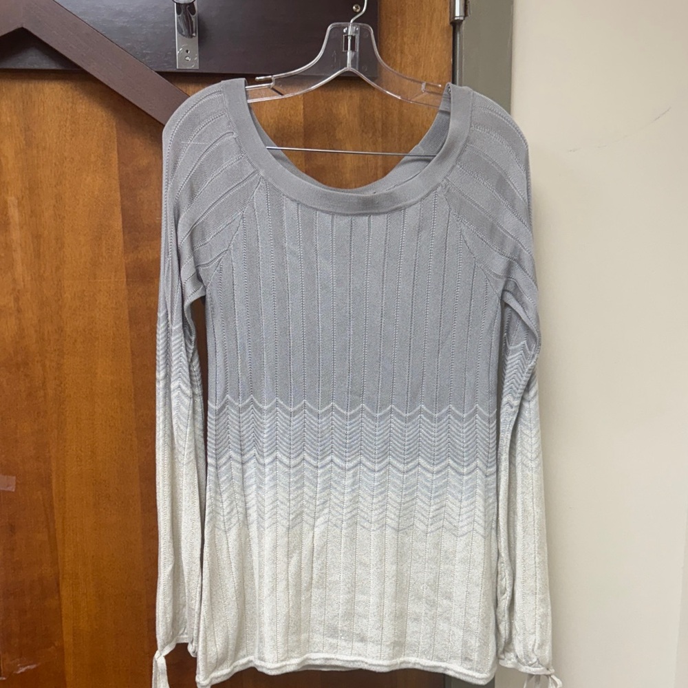 White House Black Market Gray and Cream Long Sleeve Top